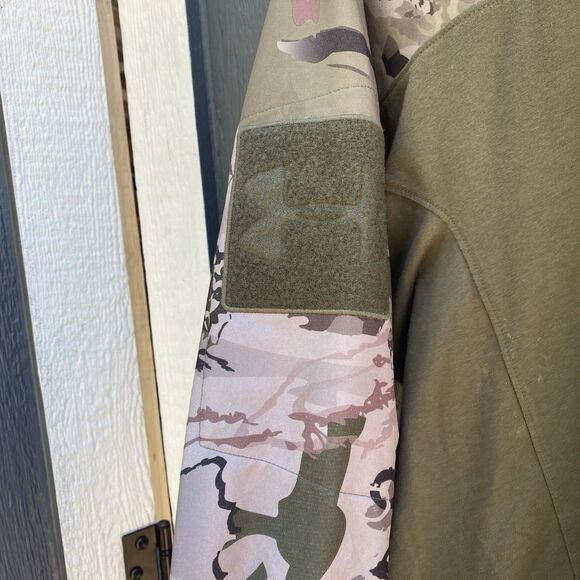 Under Armour Tactical Combat Shirt Men's Large Patch Sleeve 1/4 Zip Green/Camo - Picture 5 of 10